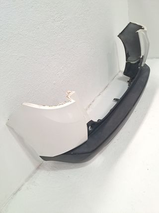 PARAGOLPES TRASERO PEUGEOT XR7