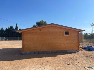 Casa de madera maciza con aislamiento