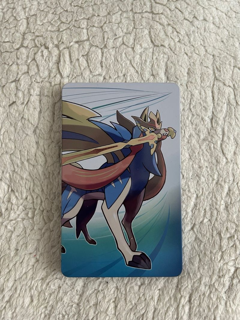 Carcasa Metálica Pokémon Espada