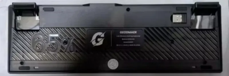 Teclado 65% GEODMAER con Ñ RGB INALÁMBRICO afbeelding 3