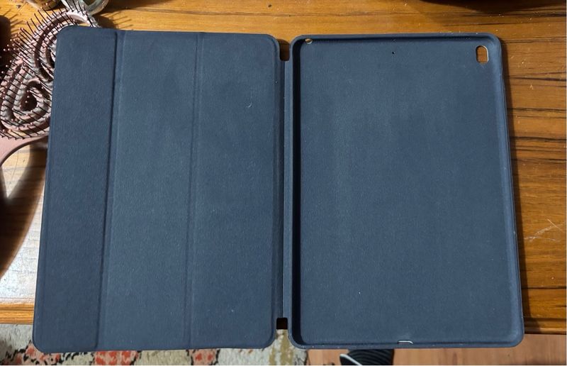 Funda iPad 10 Negra afbeelding 2