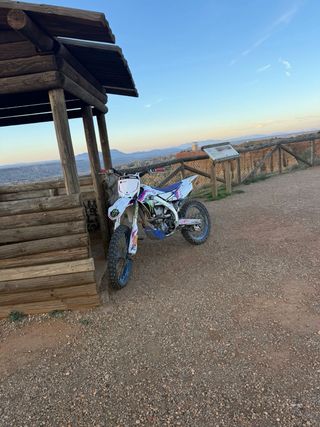 Yamaha YZF 450 2021 - cambio por 300 2t