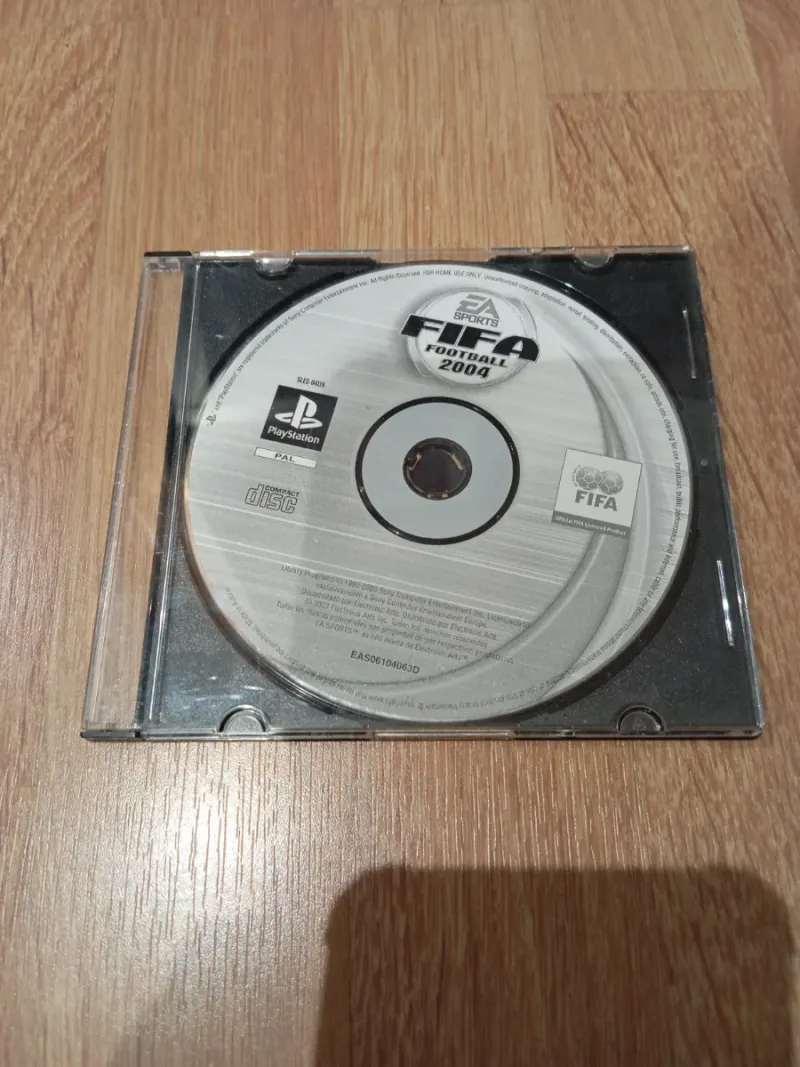 FIFA Football 2004 PS1