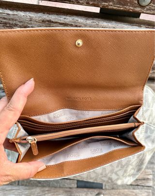 Bolso y cartera Michael Kors