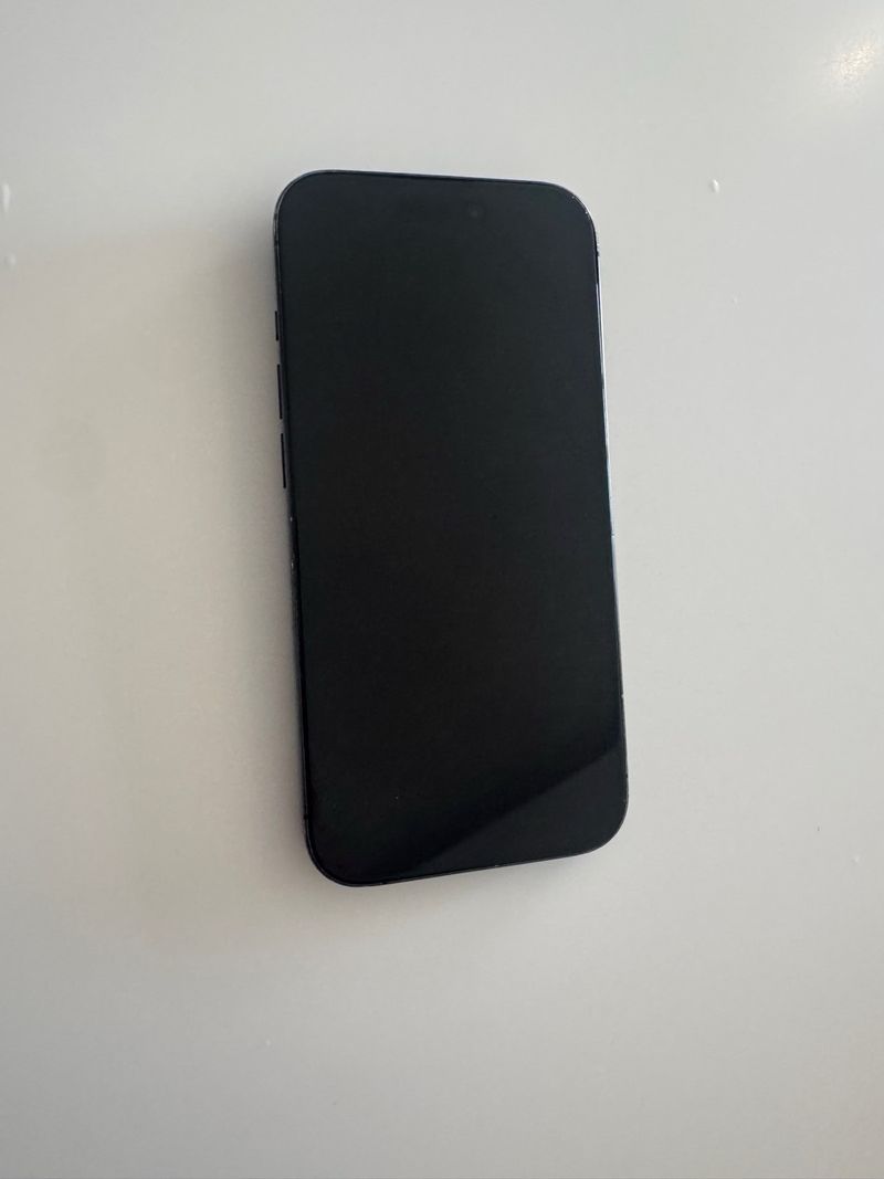 iPhone 15 Pro Azul Marino afbeelding 4