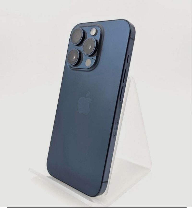 iPhone 15 Pro Azul Marino afbeelding 2