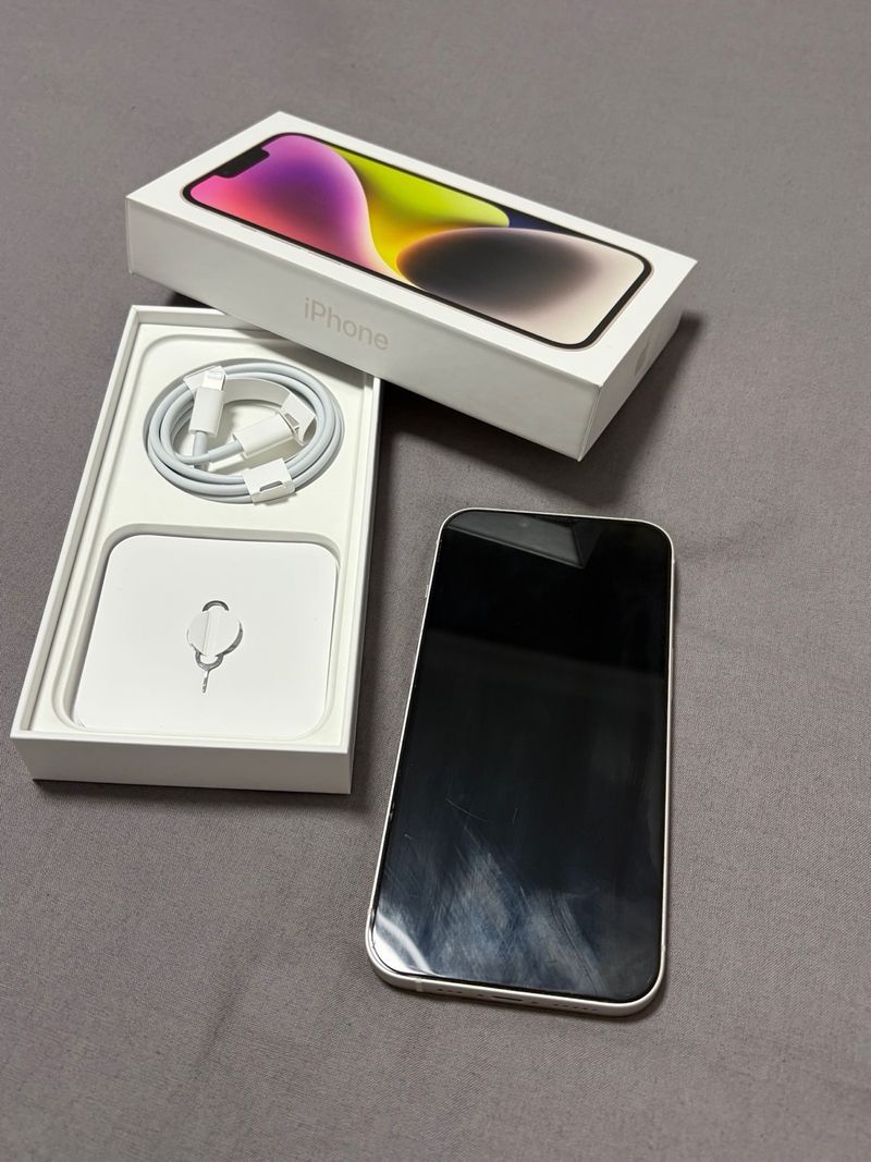 iPhone 14 128GB Blanco afbeelding 2