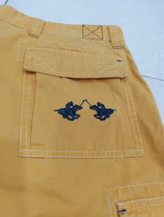 Bermuda cargo gialla