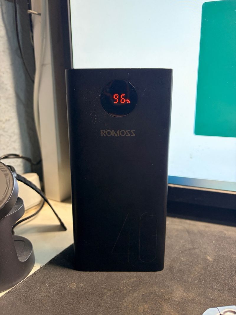 Batería Externa ROMOSS 40000mAh
