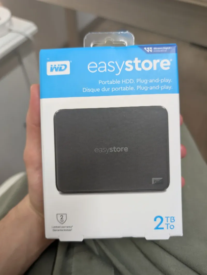 Disco Duro Externo WD Easystore 2TB sin abrir.
