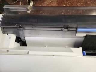 Plotter Epson T3100 con pedestal