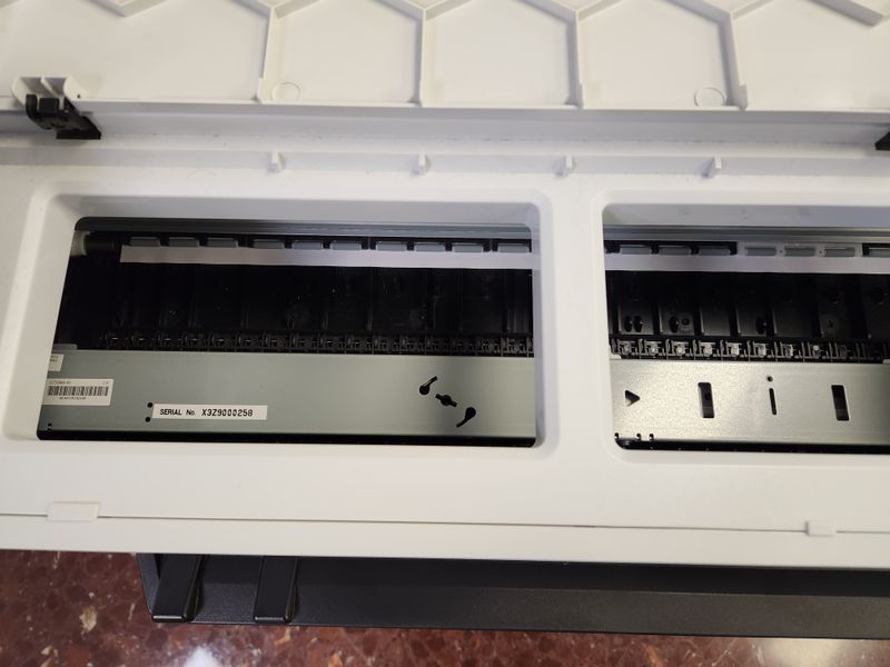 Plotter Epson T3100 con pedestal afbeelding 9