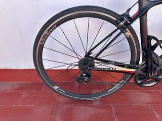 Bicicleta Carretera Giant Carbono