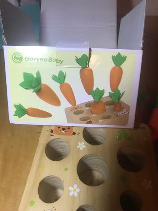 Juego de madera para bebés zanahorias