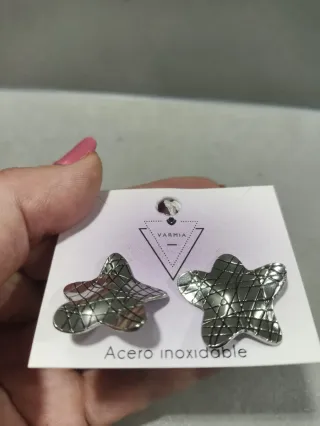 Pendientes de acero