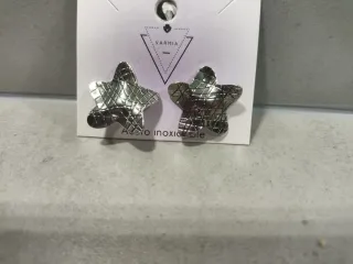 Pendientes de acero