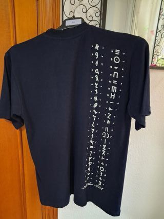 Camiseta Talla S con Diseño de Alfabetos
