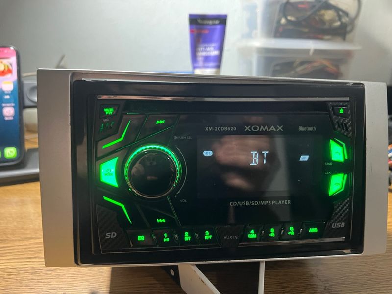 Autorradio Xomax Bluetooth USB CD MP3