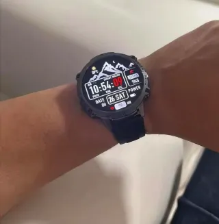 Smartwatch estilo Garmin o G-Shock