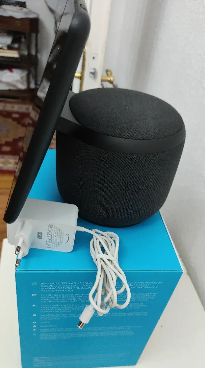 Alexa Echo Show 10 (3ª Gen) Negro