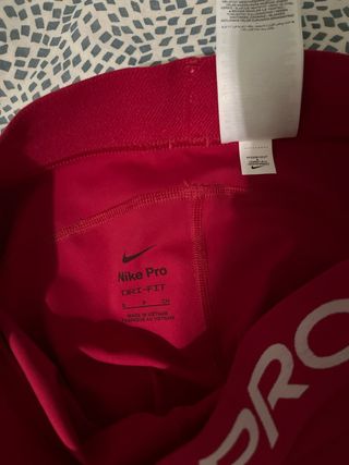 Shorts Nike Pro Rojo
