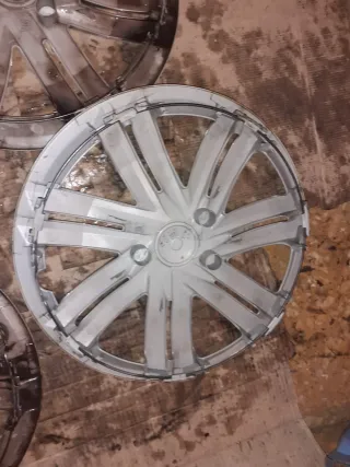 Tapacubos originales Volkswagen Polo (4 unid 14 pu