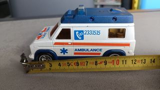 Ambulanza vintage anni '90 Majorette
