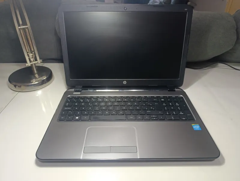 HP 250 G3 Portátil 15.6 afbeelding 3