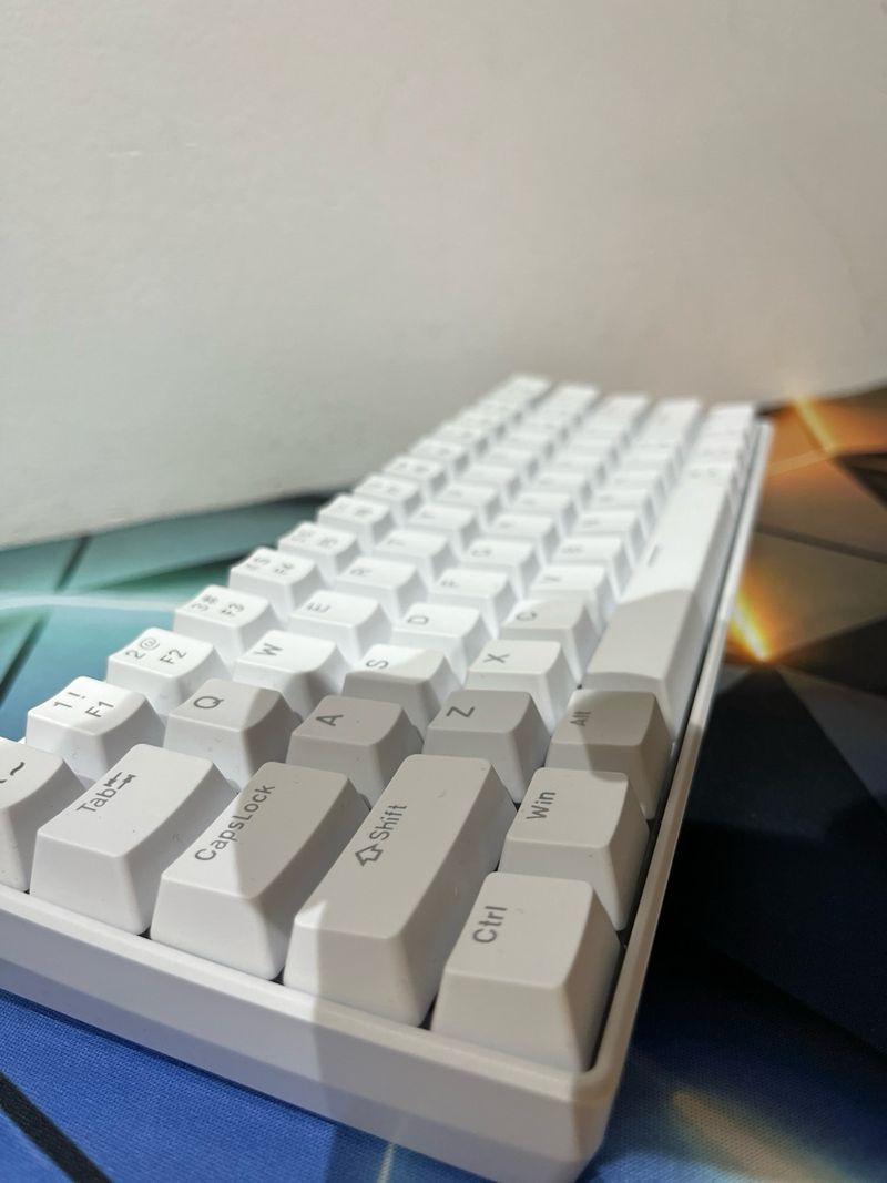 Teclado mecánico APAYADO K61 (60%) - RGB NUEVO. afbeelding 4