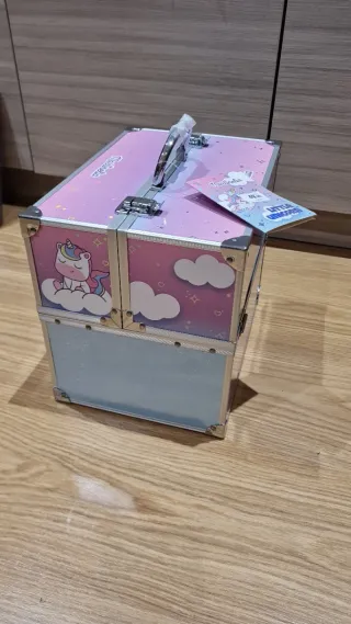 Caja de maquillaje infantil
