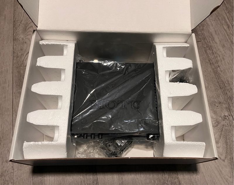 MOTU UltraLite mk3 Interfaz Audio FireWire/USB afbeelding 2