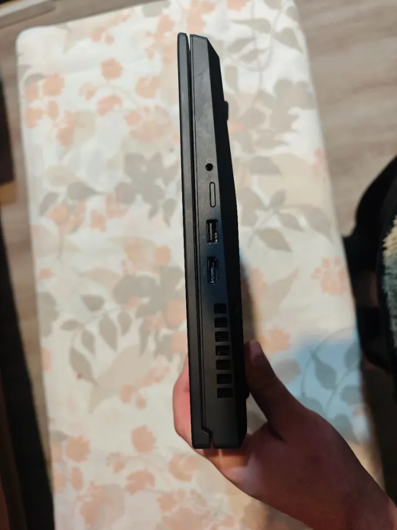 Lenovo ThinkPad P15 – i9 / 32GB Ram / Rtx 4000 afbeelding 5