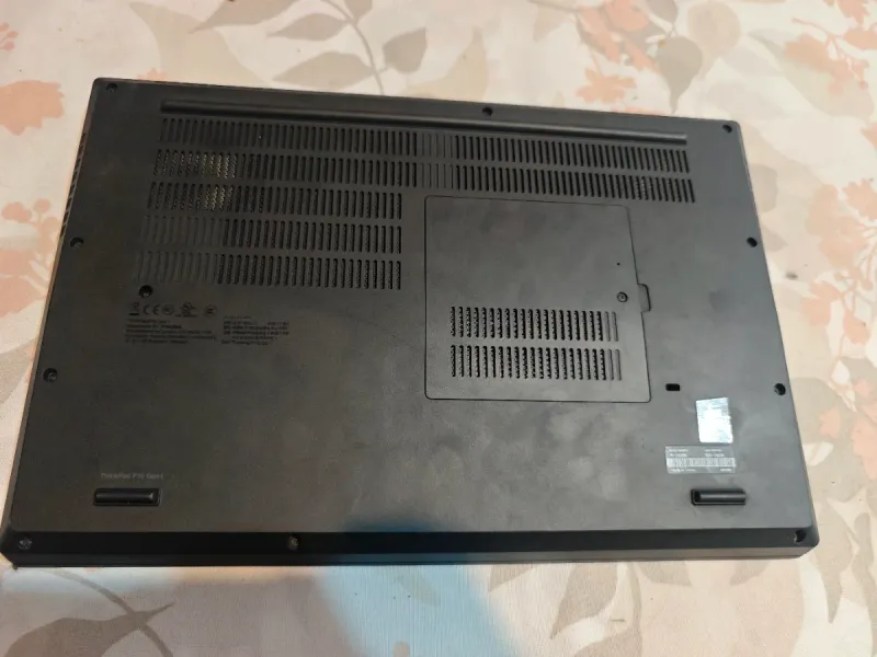 Lenovo ThinkPad P15 – i9 / 32GB Ram / Rtx 4000 afbeelding 8