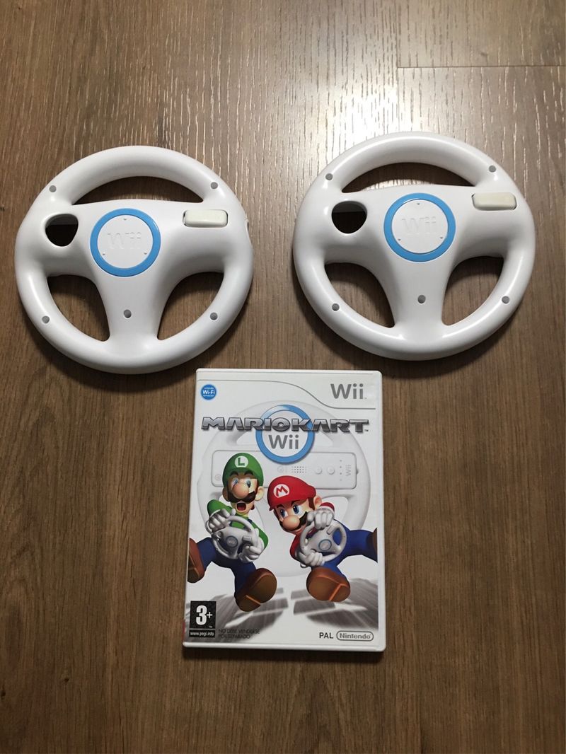 Mario Kart Wii + 2 Volantes Wii