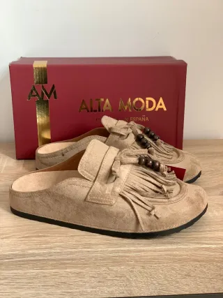 Zuecos mujer. Número 36