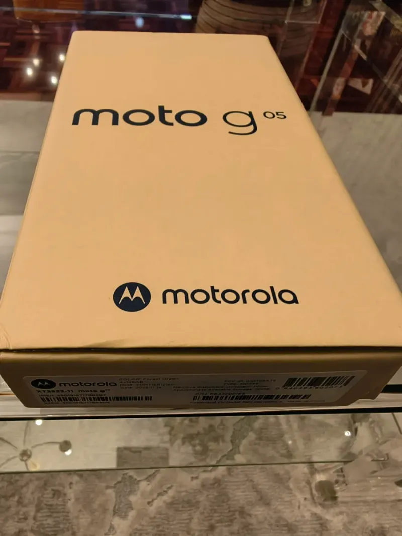 Motorola Moto G05 4+128GB Verde. A estrenar. Nuevo
