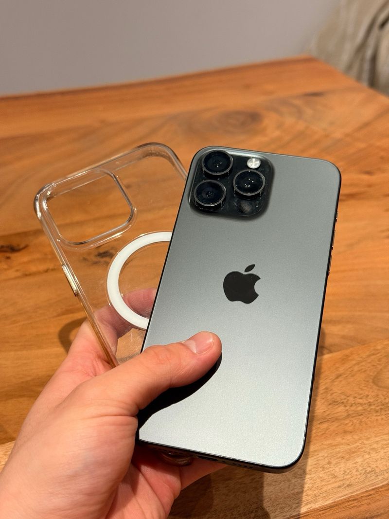 iPhone 15 Pro Max 256GB Gris Espacial