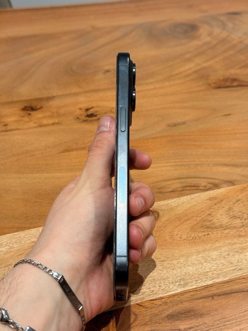 iPhone 15 Pro Max 256GB Gris Espacial afbeelding 3