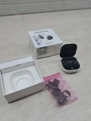 Samsung Galaxy Buds FE Auriculares