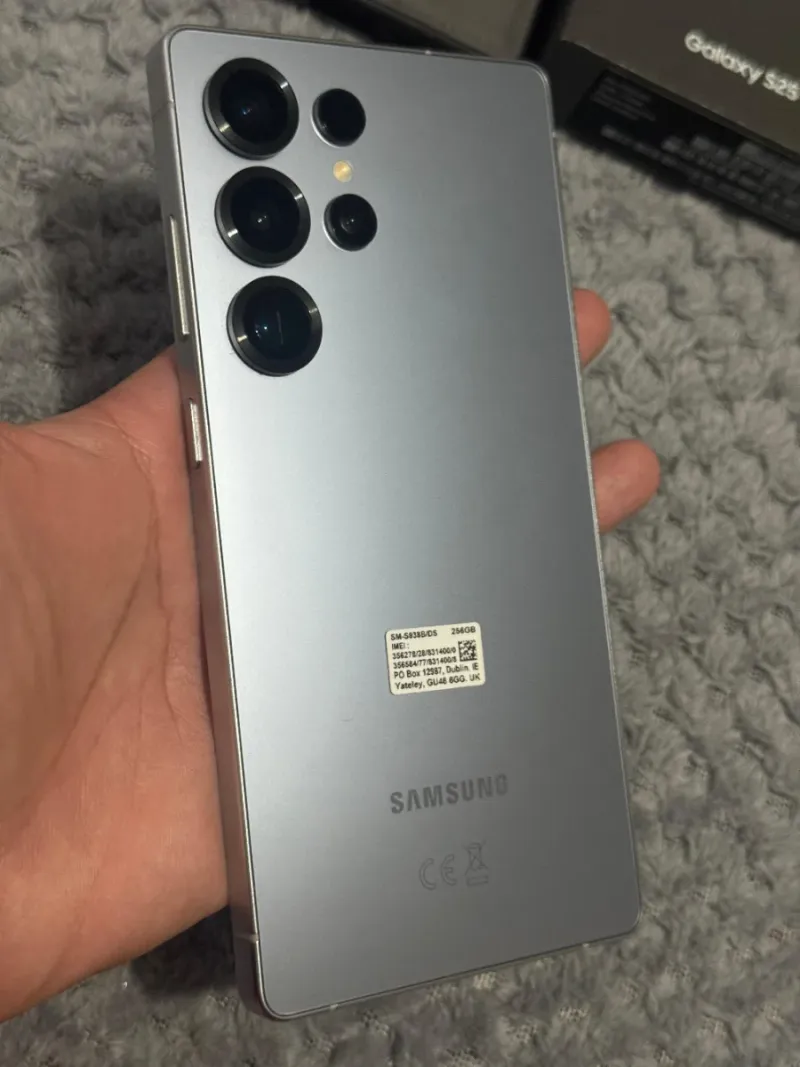 Samsung Galaxy S25 Ultra como nuevo afbeelding 3
