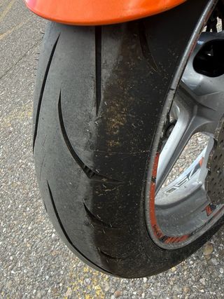 Kawasaki Z750 Naranja y Negra