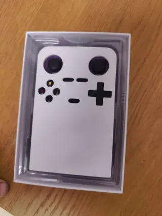 Kinhank Consola Portátil Morada