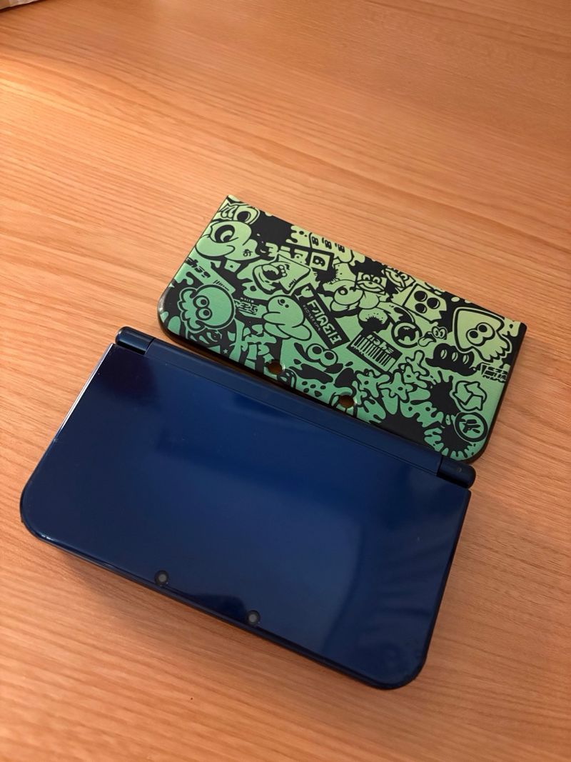 New Nintendo 3DS XL Azul  – Con cargador + lápiz afbeelding 5