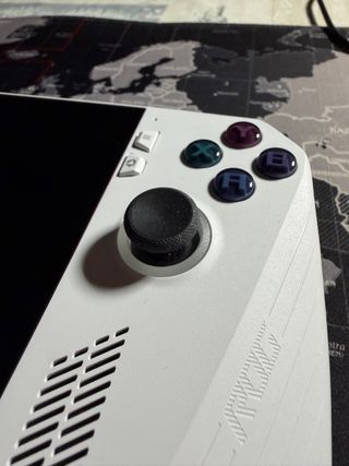 Asus ROG Ally Z1 Extreme 512GB + Custodia + Scatola