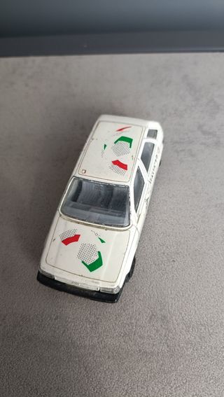 Modellino Fiat Tipo Italia 90 Bburrago