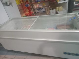 3 Congeladores horizontal 2 metros