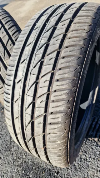 Neumáticos 205/50/17