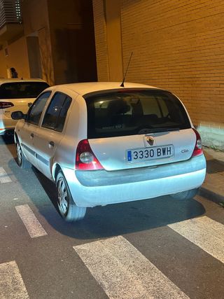 Renault Clio 2002