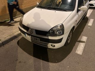Renault Clio 2002
