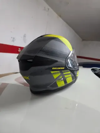 Casco Modular Negro y Amarillo marca SMK